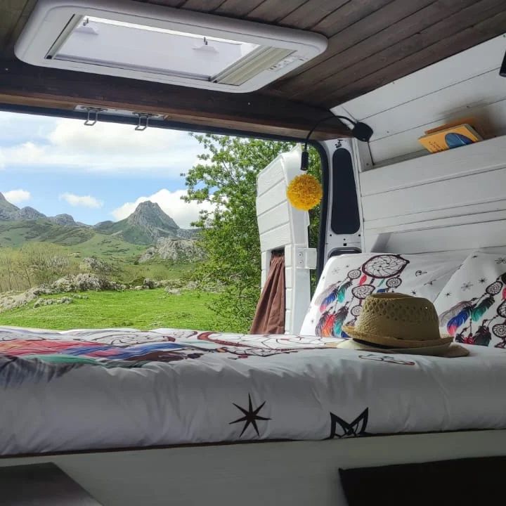 Expertos en camperizar furgonetas personalizadas en Madrid y alrededores